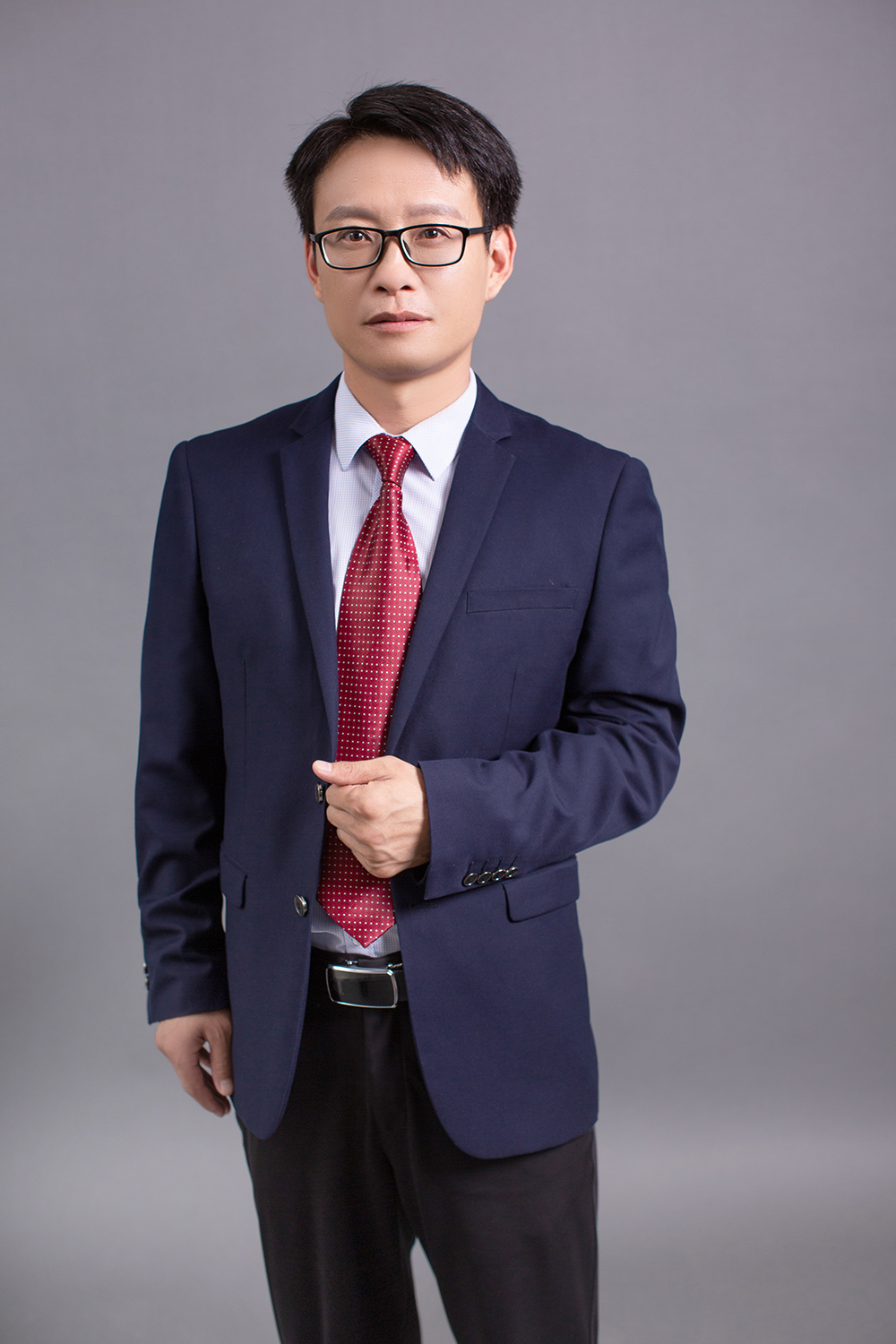 贾纯迪