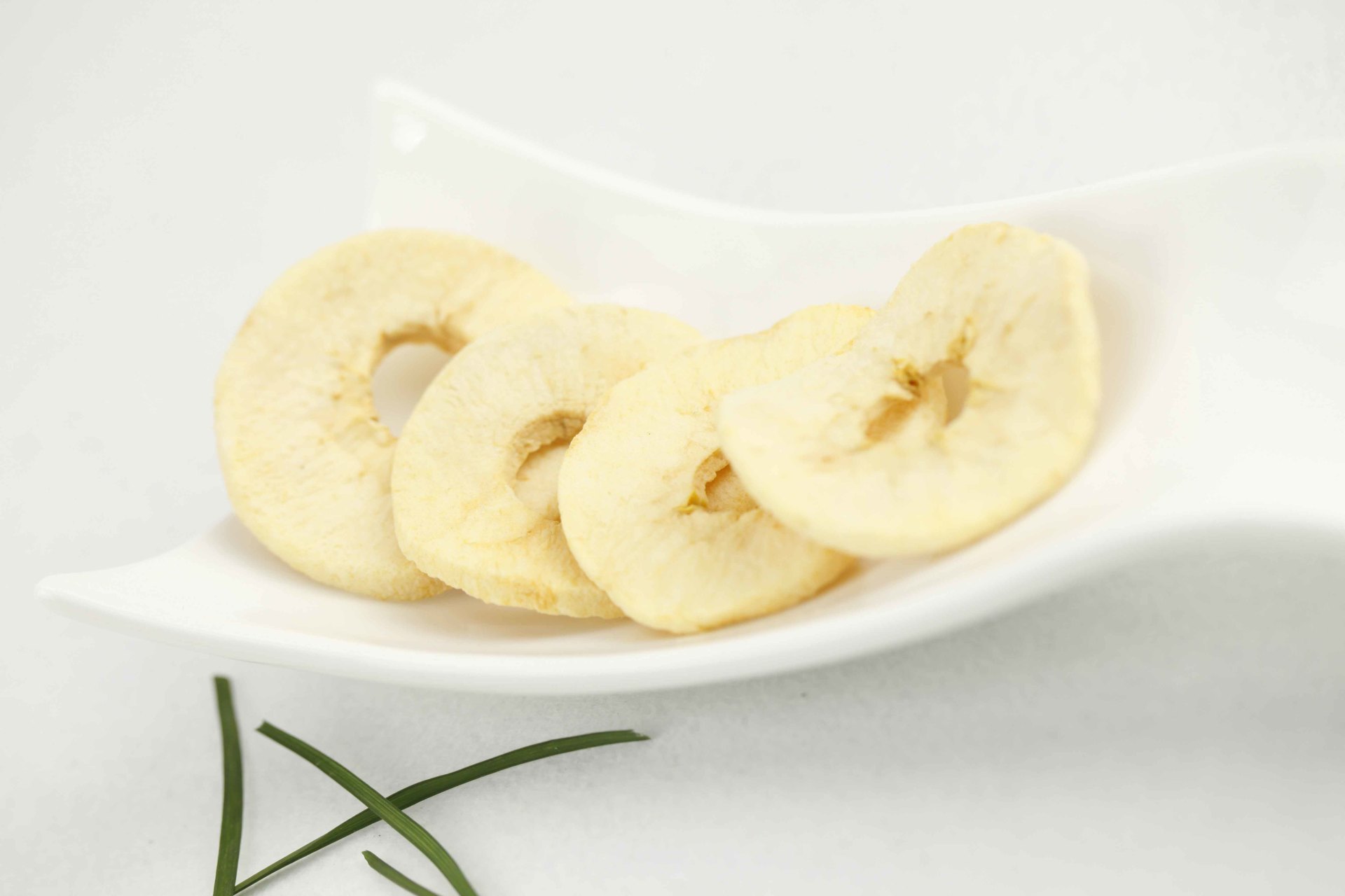 Freeze dried apple chips