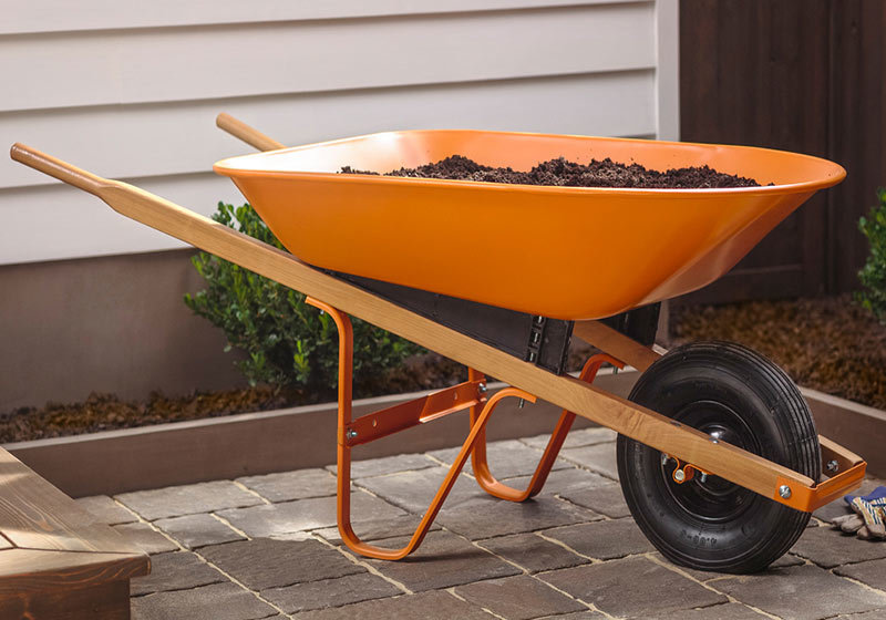 wheel barrow01 wheel barrow01