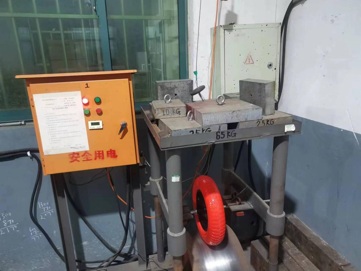 Wheel load and running test Wheel load and running test
