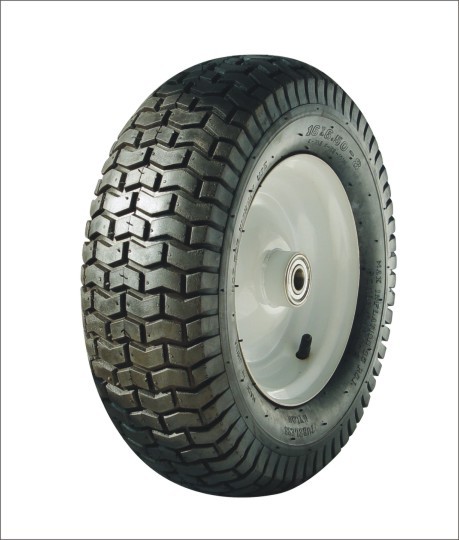 Large sized anti-slip and wear-resistant inflatable tires.