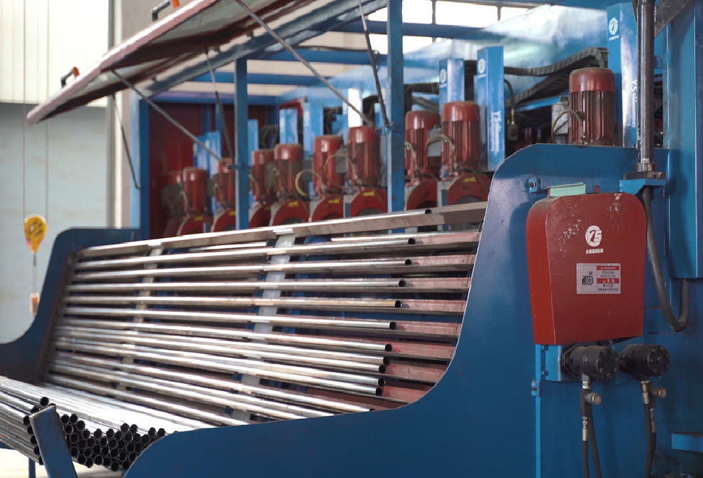 Automatic Pipe Cutting Machine Automatic Pipe Cutting Machine