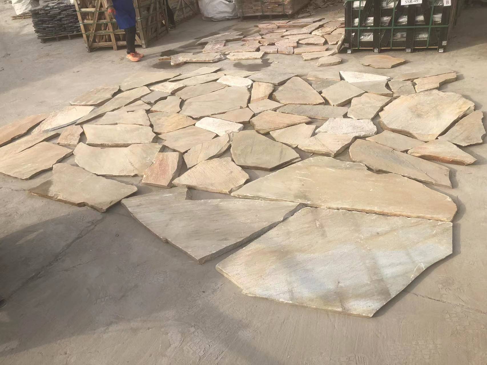 SLATE & QUARTZ