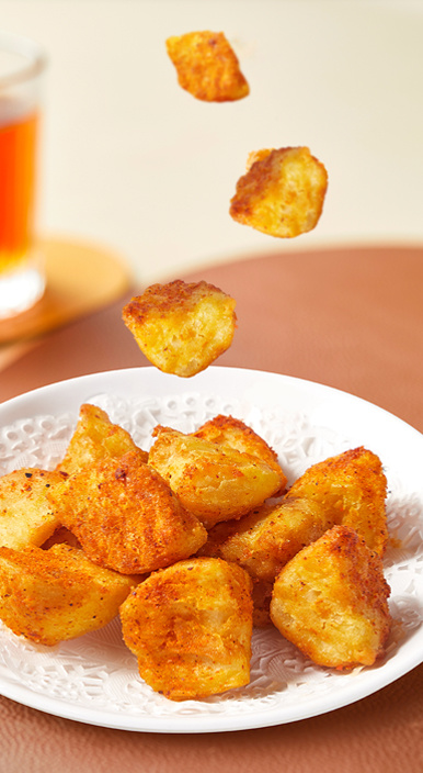 deep-fried potato wedges