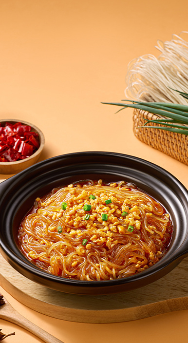 Stir-Fried Glass Noodles with Minced Pork