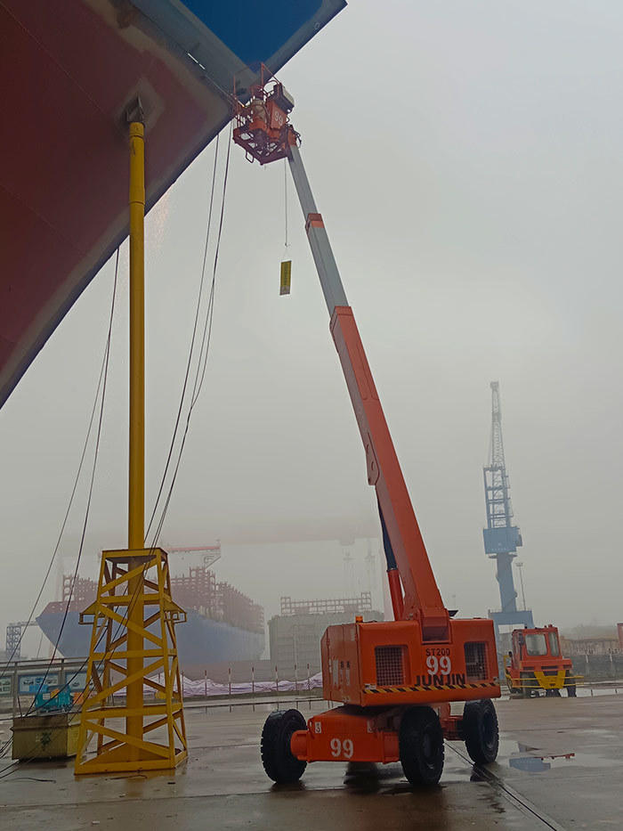直臂式高空作业平台 直臂式高空作业平台