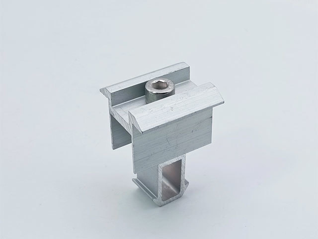 Middle Clamp