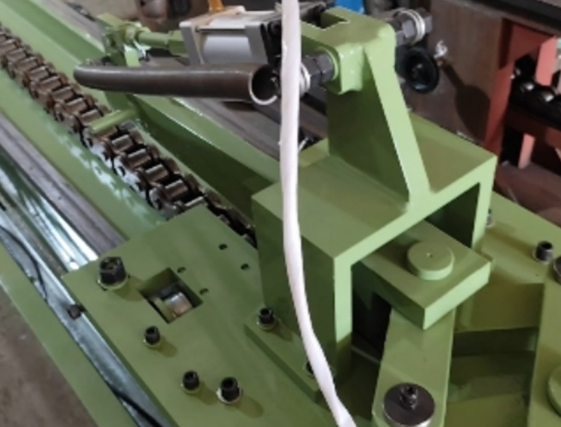 Cold drawing machine