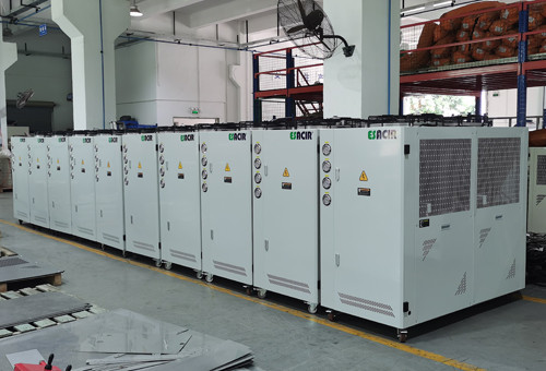 What is the difference between R404A and R507 refrigerant?