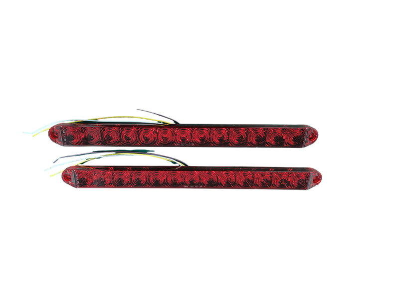 12.2060602 17‘’ Trailer Light Bar Stop_Turn_Tail