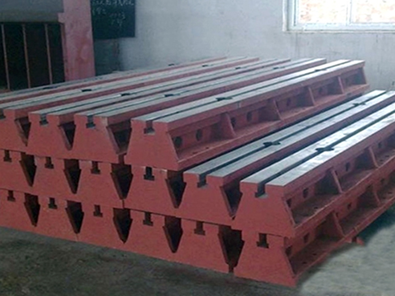 T-type ground rail