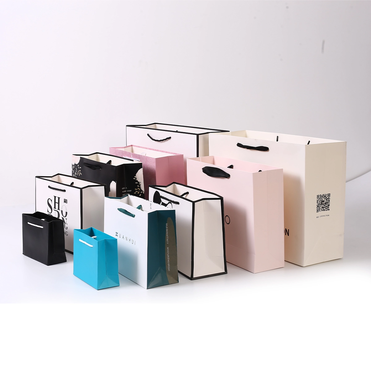 Luxury shopping bag
