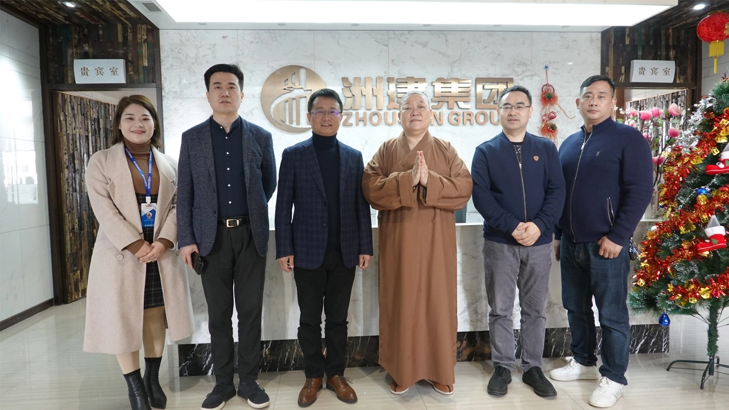 熱烈歡迎中國建筑裝飾協(xié)會(huì)全裝修分會(huì)領(lǐng)導(dǎo)蒞臨考察指導(dǎo)