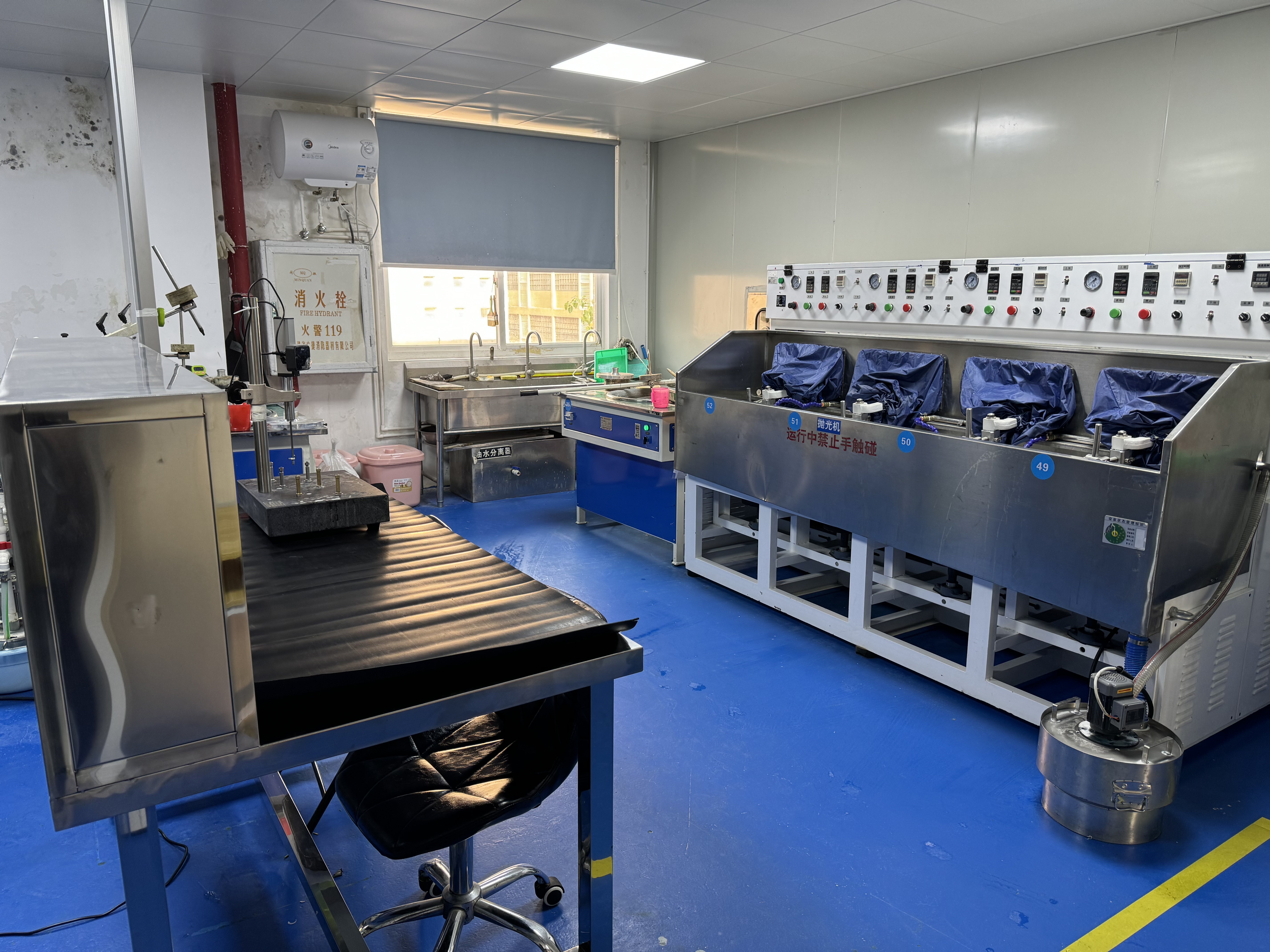 Sandblasting workshop (Machine grinding)