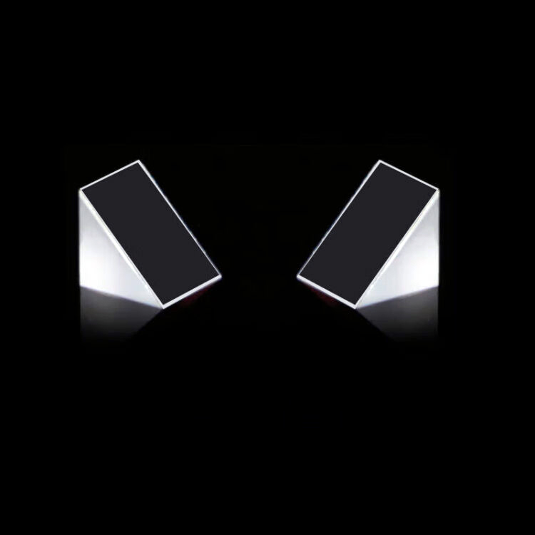Reflector Reflector