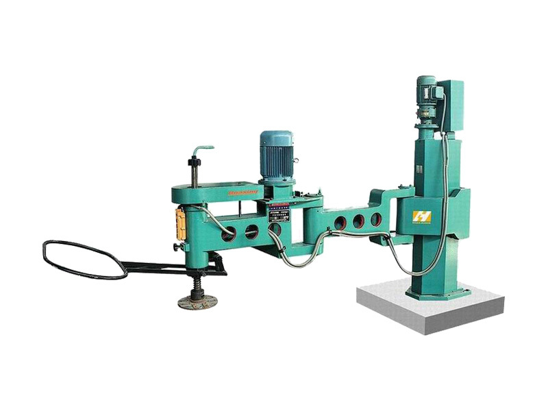 Hand grinder is a commonly used processing equipment