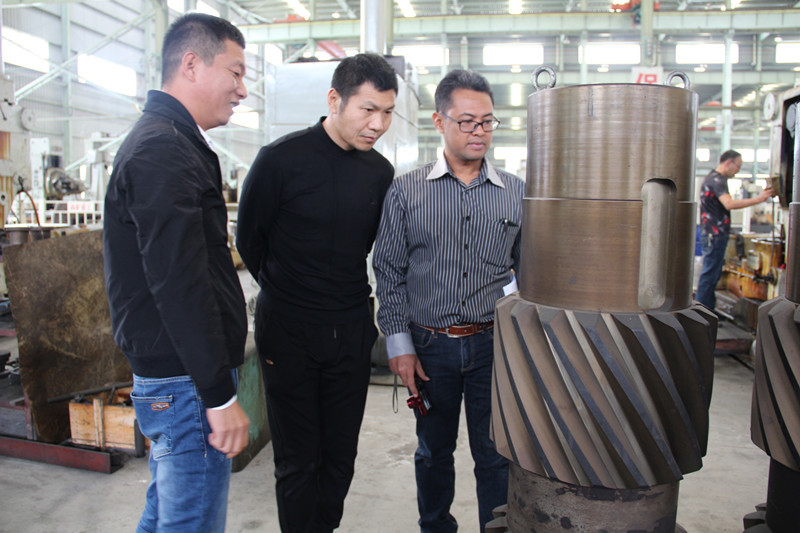 印度尼西亞客戶來我公司參觀考察