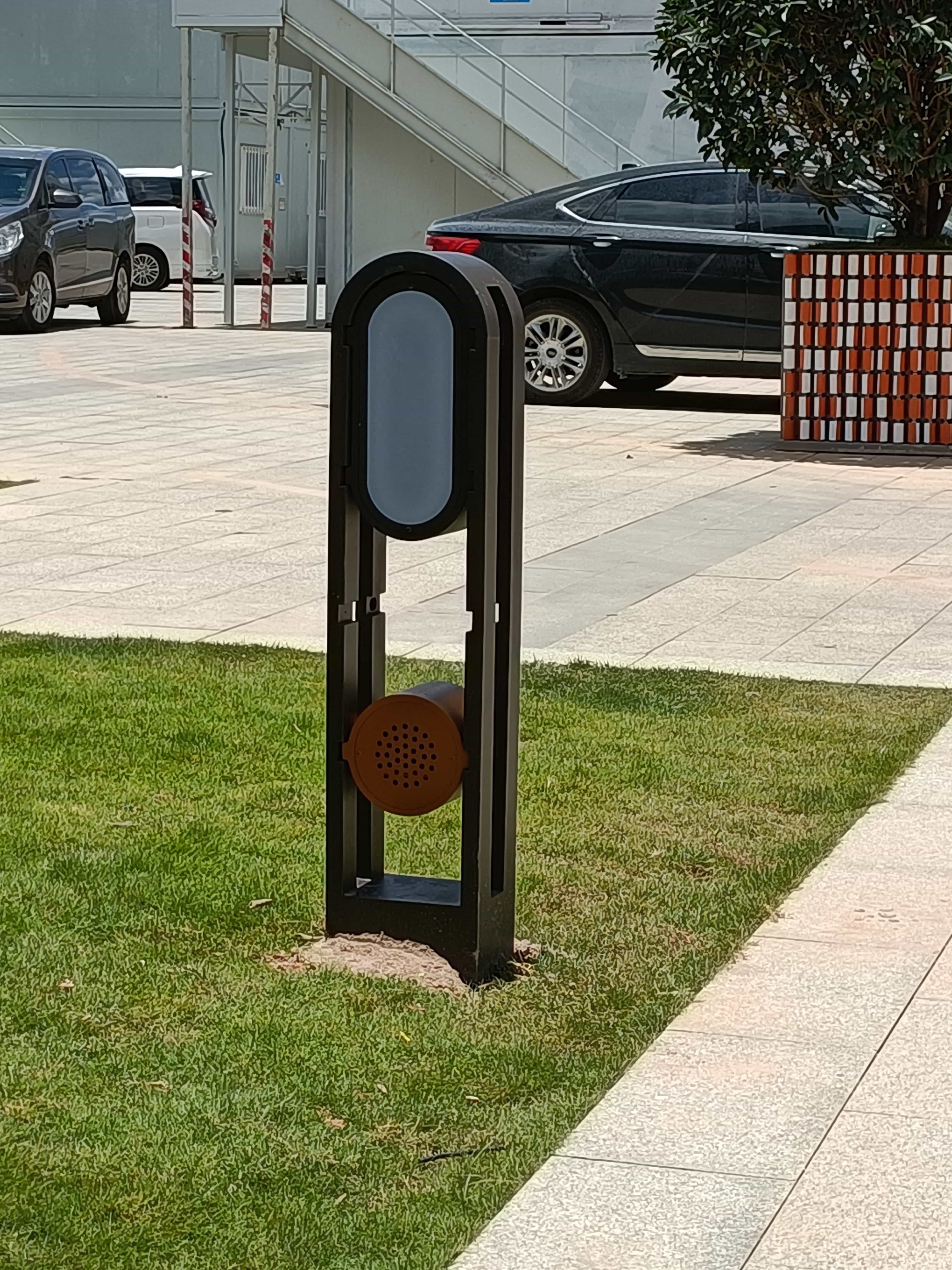 Shenzhen Pingshan Research Base Smart Street Lamp-Smart Lawn Lamp Shenzhen Pingshan Research Base Smart Street Lamp-Smart Lawn Lamp