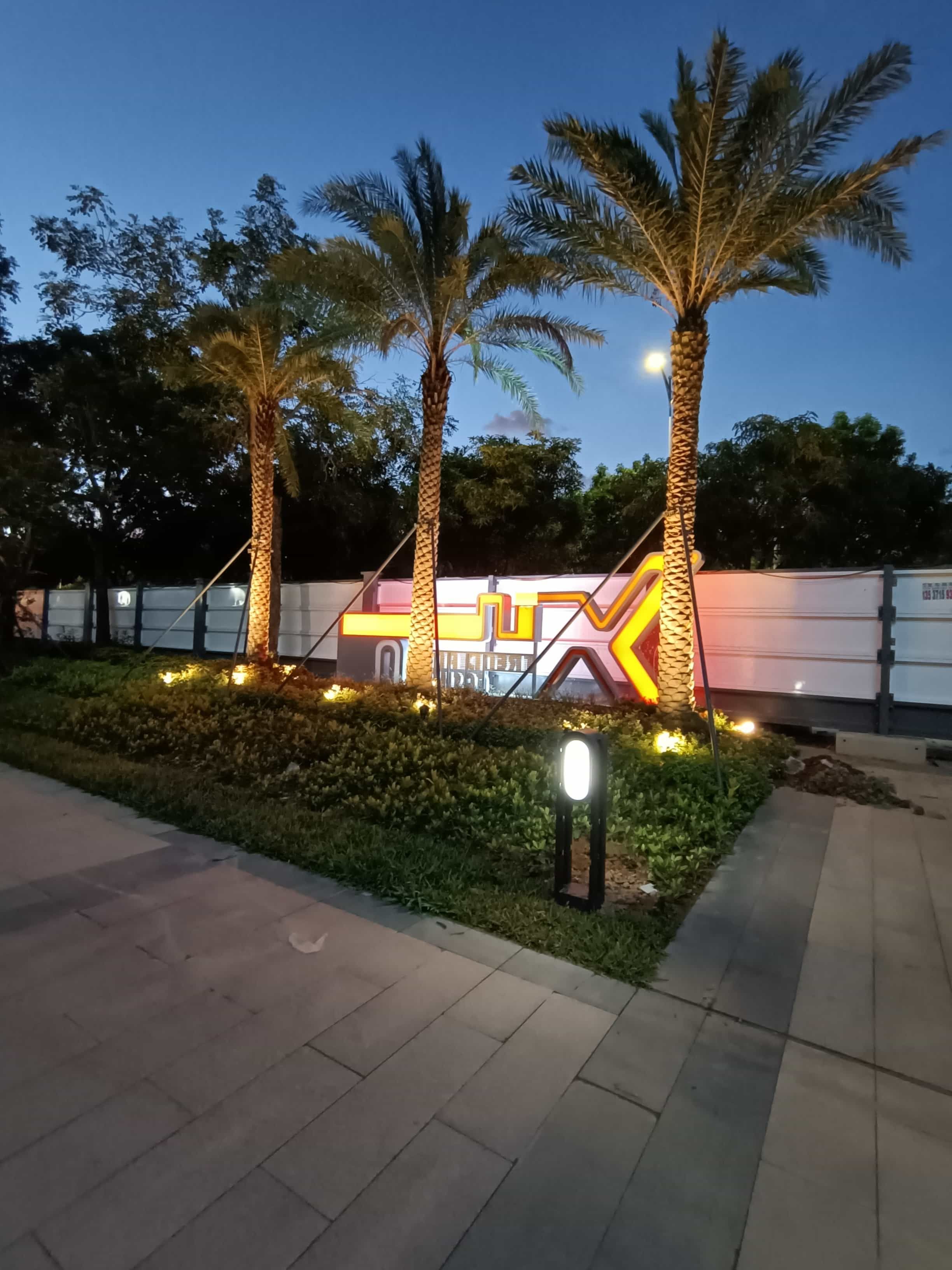 Shenzhen Pingshan Research Base Smart Street Lamp-Smart Lawn Lamp Shenzhen Pingshan Research Base Smart Street Lamp-Smart Lawn Lamp