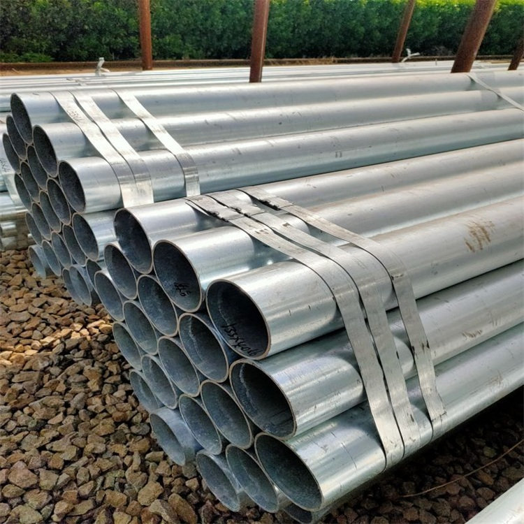 Galvanized seamless pipe