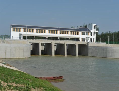 錢集閘、六塘河地涵自動(dòng)化建設(shè)工程順利通過驗(yàn)收，正式投入運(yùn)行！