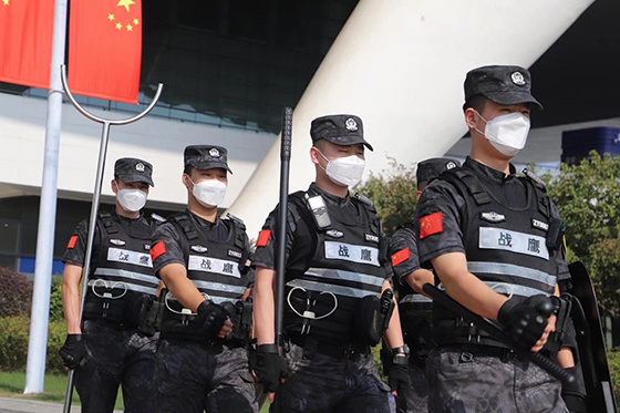 公司驻东站战鹰反恐巡逻队风采