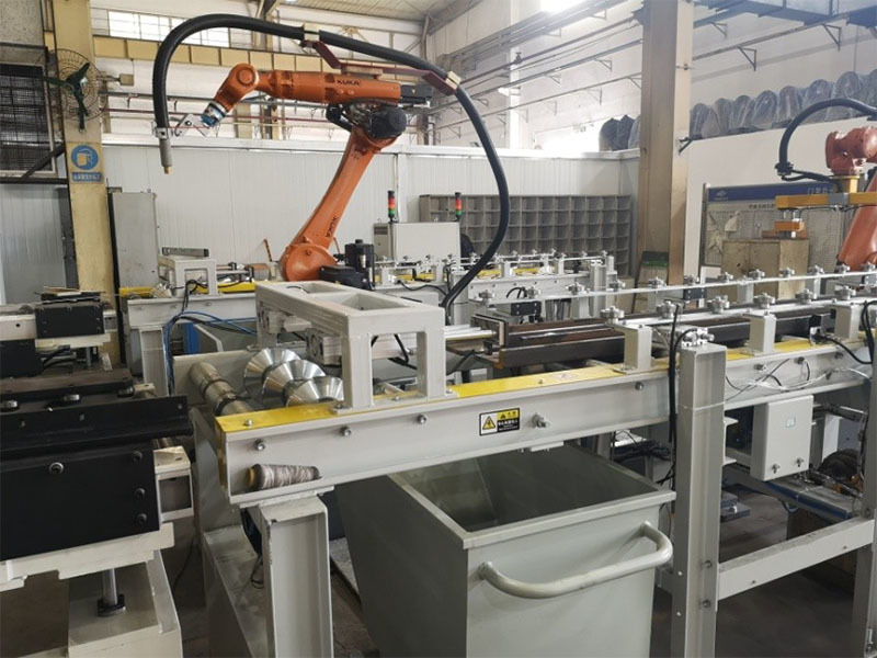 Inner, middle, and outer channel steel robot line