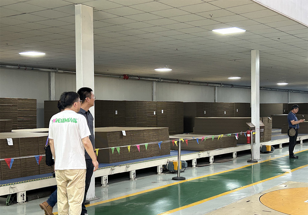 蜂窩紙板技術(shù)革新 領(lǐng)綠色包裝新時(shí)代