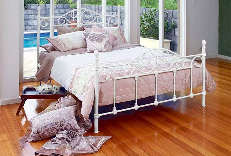 Iron Art Bed
