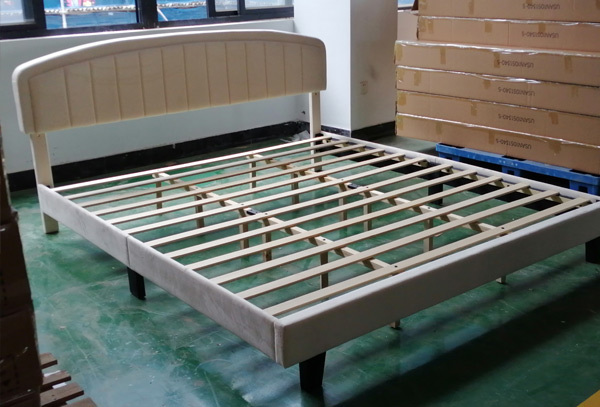 Which is stronger a steel frame bed or a solid wood bed