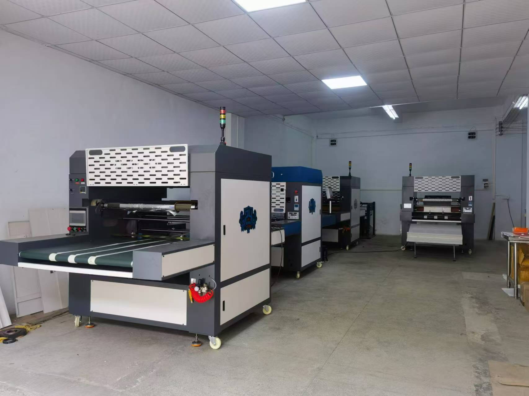 UV jump step cold ironing machine workshop finished product area UV jump step cold ironing machine workshop finished product area