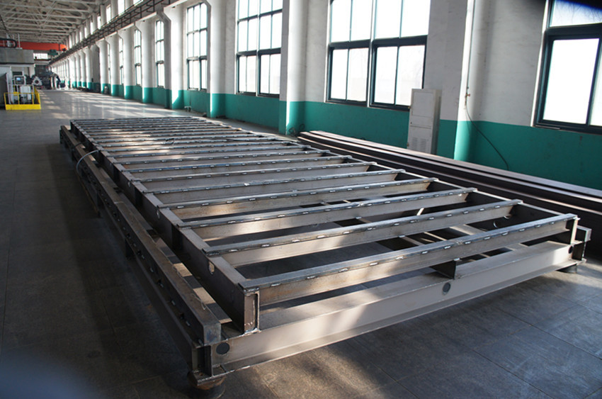 Large parts and mold processing