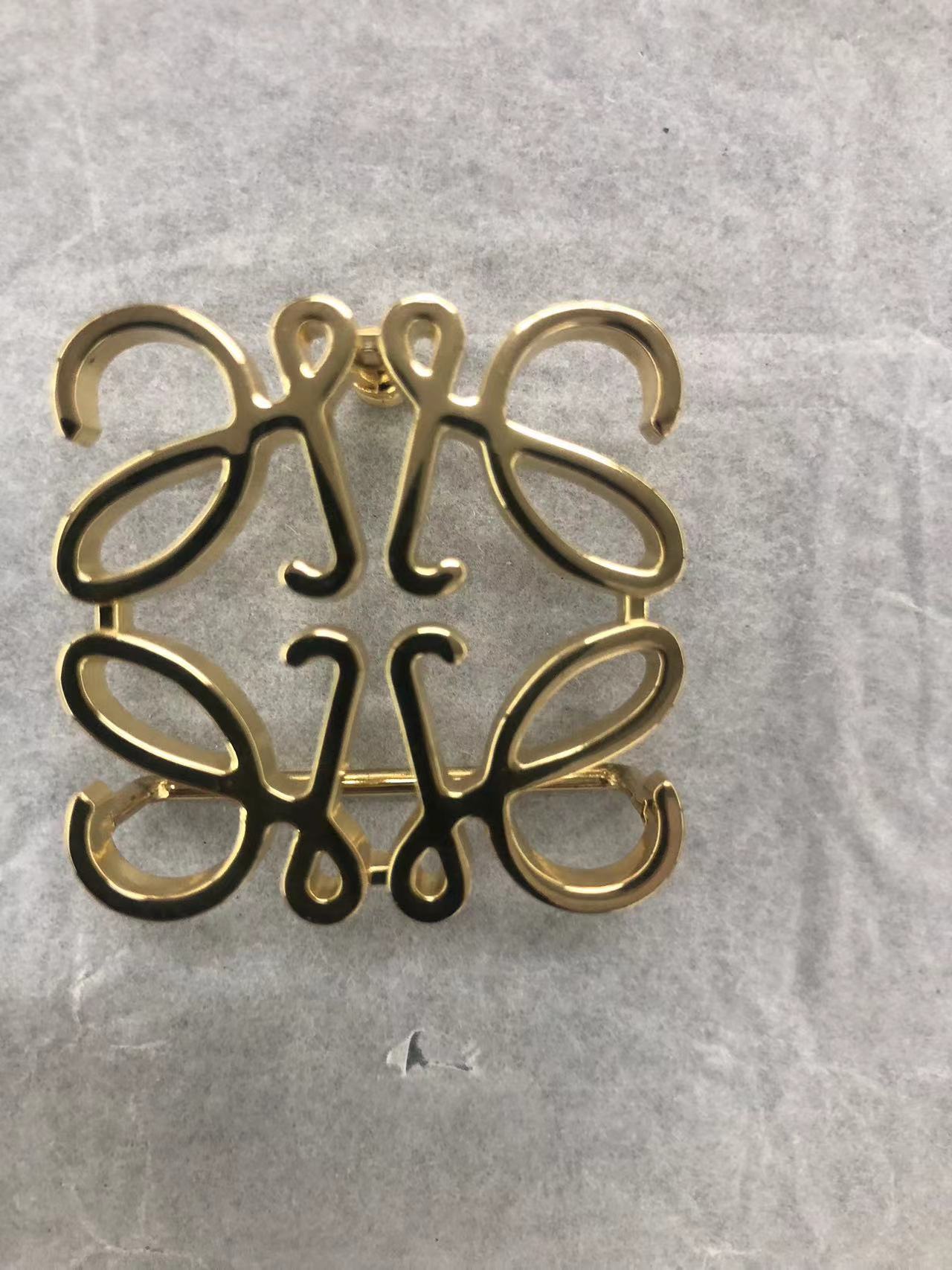Belt buckle