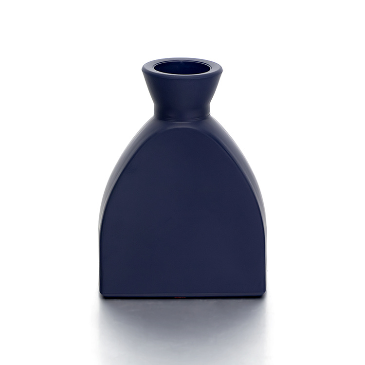 100ml flat triangle shape glass reed diffuse decorative bottle JRF699