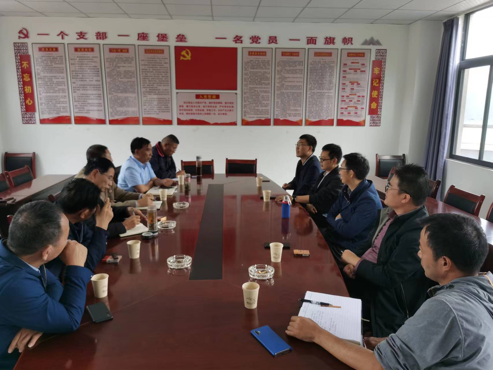 云南铁峰昆明理工产学研合作踏上新征程