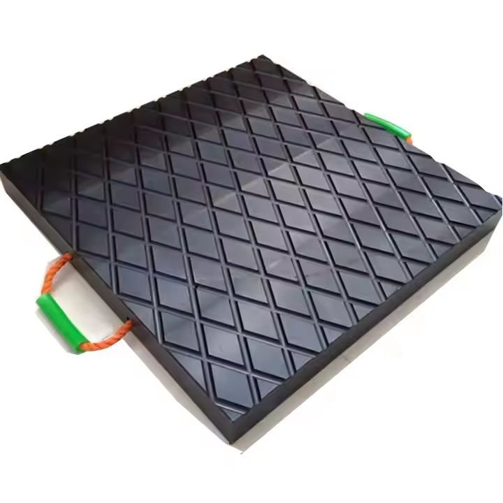 Crane outrigger pads
