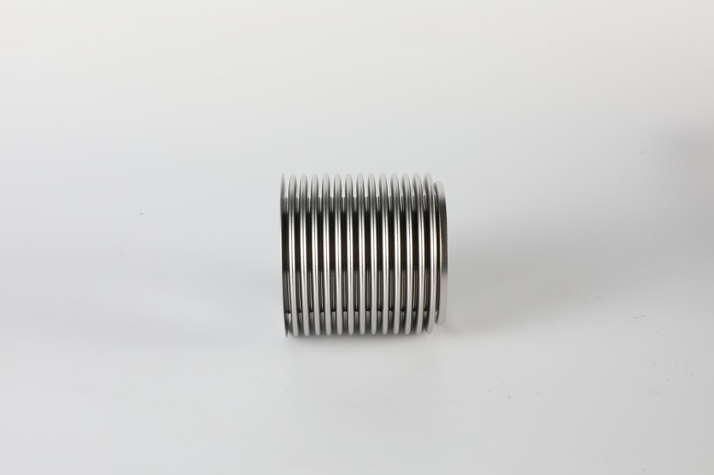 Ultra-High Vacuum Metal Bellows