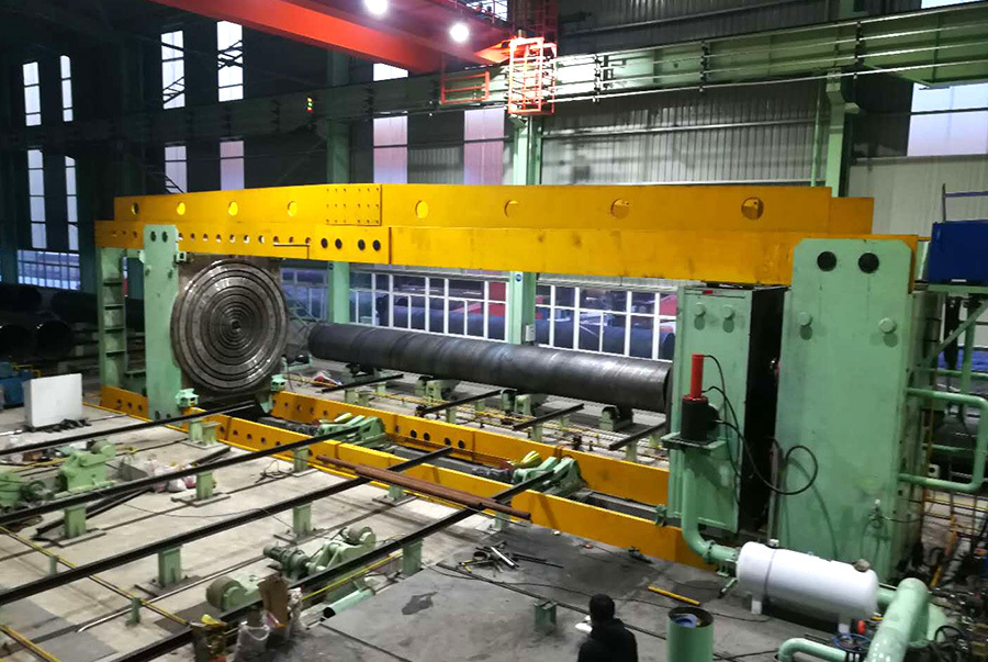 Hydrostatic Tester of Spiral welded pipes