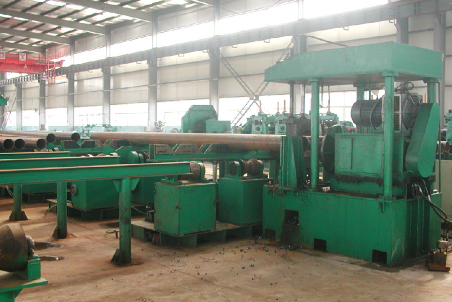 Straight seam welded pipe flat head chamfering machine