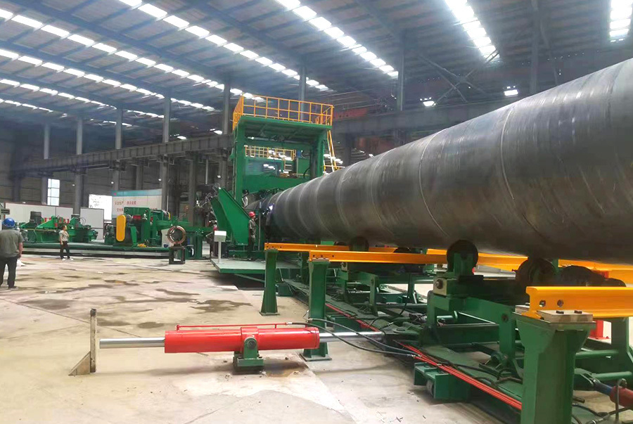 Spiral welded pipe Machine