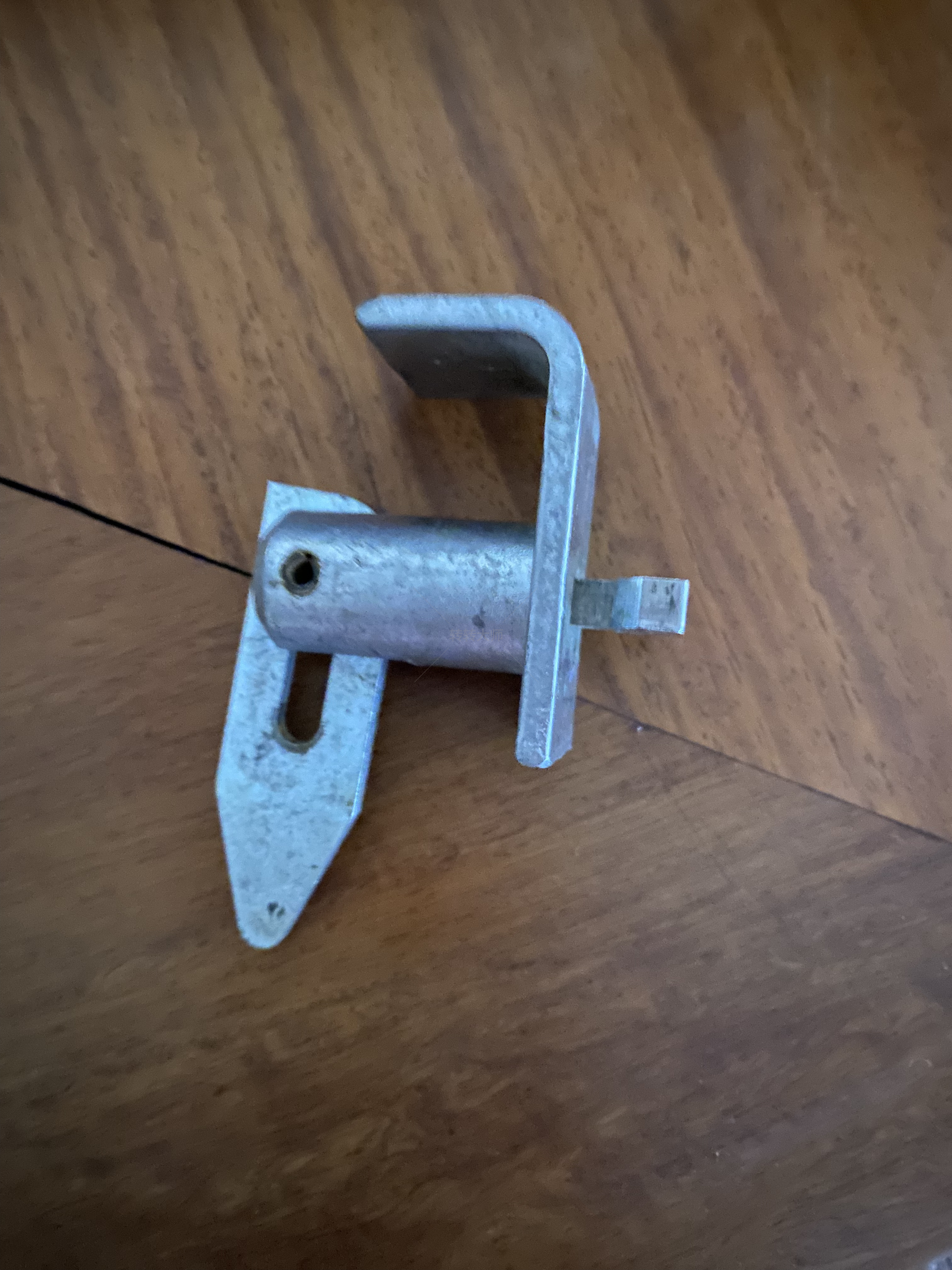 Aluminium Tongue Pins