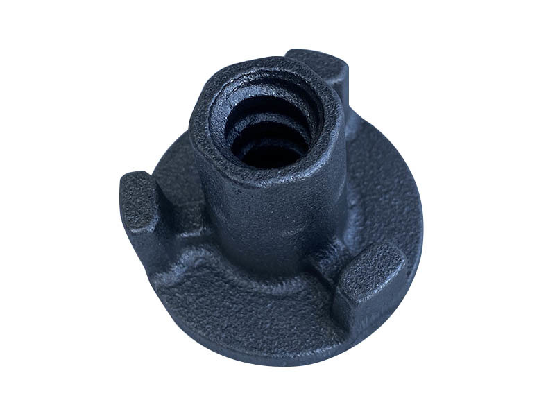 Three jaw nut