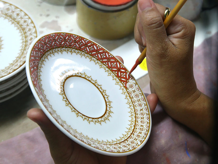 ¿Cómo se hace Bone China?