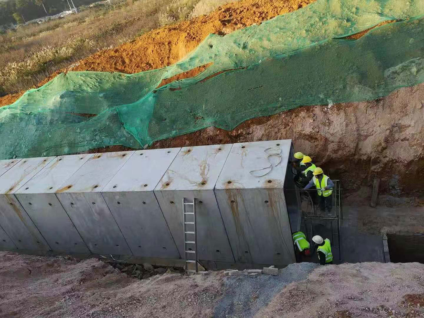 貴州雙龍航空港經(jīng)濟(jì)區(qū)雙回段線(xiàn)路遷改工程（綜合管廊）