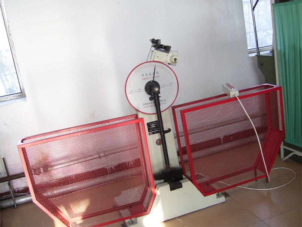 Impact testing machine