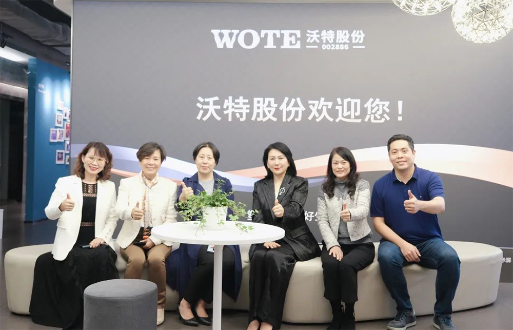南山区委常委、组织部部长王小蓉一行莅临太阳集团tcy8722网站考察调研(图6)