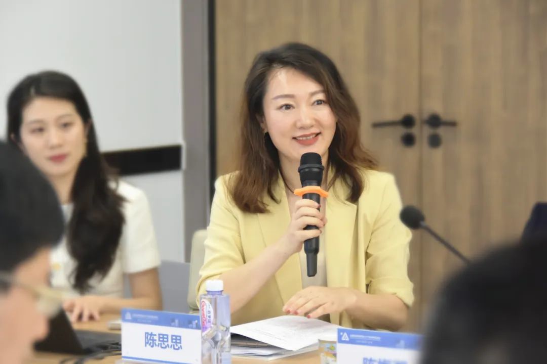 1-2205261KT4194.jpg