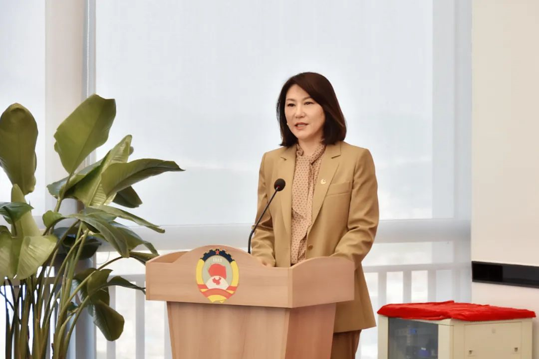 市政协提案委员会“委员工作站”在太阳集团tcy8722网站揭牌(图4)