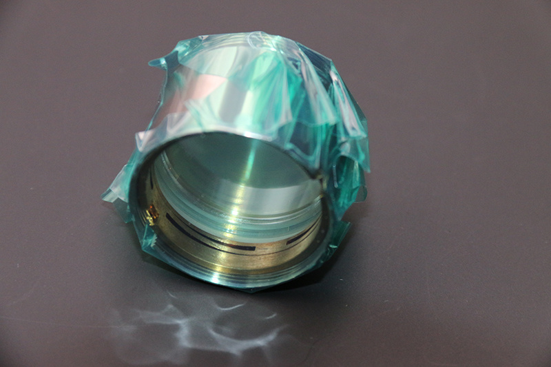 Focus and collimating lens