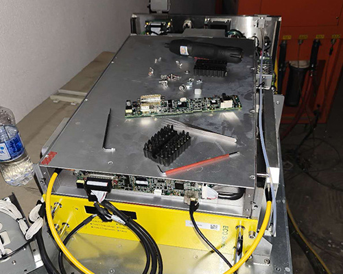 【Repair Service】Overseas matinenance IPG laser source repair, replacing the board card 【Repair Service】Overseas matinenance IPG laser source repair, replacing the board card